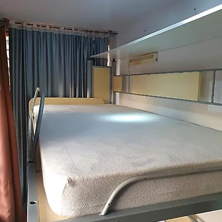 One Bedroom Sleep 4 -apart In Benidorm, Near Everything Appartamento *
