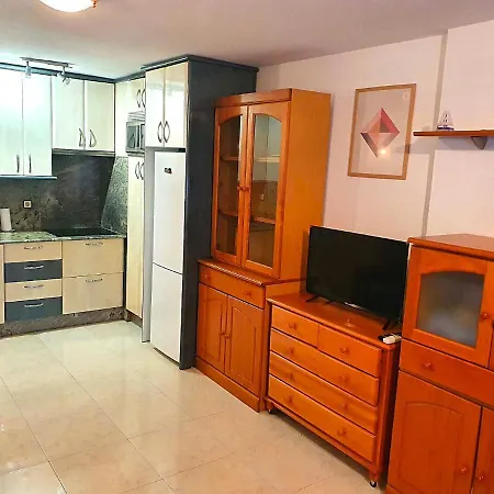 Piso De Un En Levante Solo 300m De Playa Benidorm